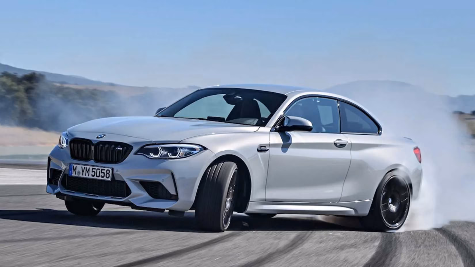 awd-vs-rwd-in-2026-the-ultimate-drivetrain-showdown-for-performance-efficiency-and-safety-image-2