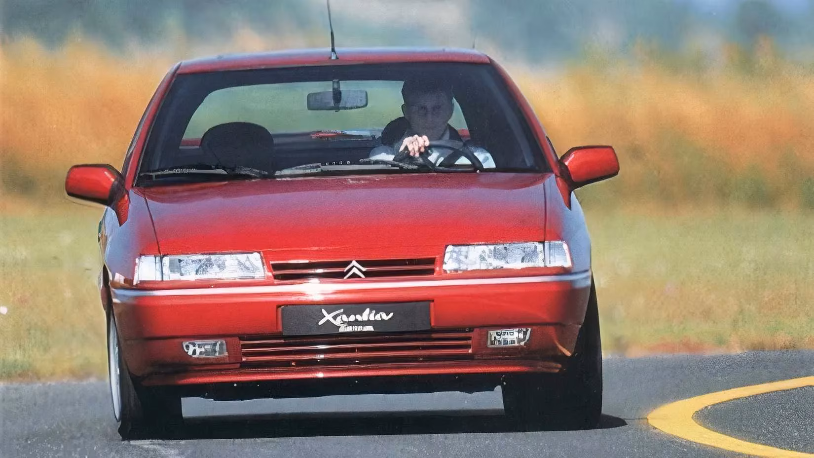 the-forgotten-f1-tech-sleeper-citroen-xantia-activa-s-wild-ride-image-1