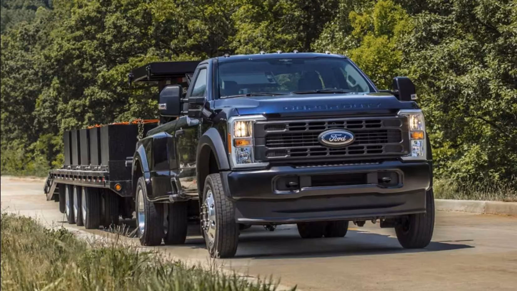 torque-titans-a-look-at-the-highest-torque-pickup-trucks-in-2026-image-1