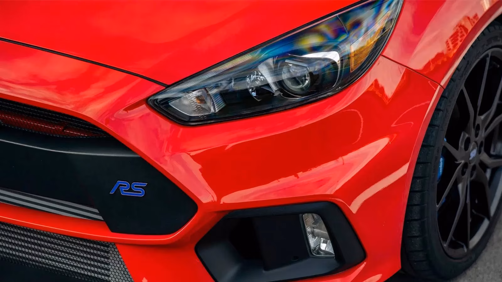 budget-thrills-10-used-performance-cars-under-15000-that-overdeliver-in-2026-image-2