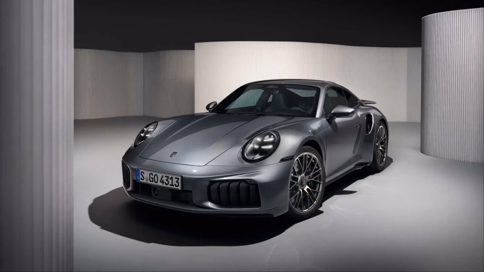 why-the-chevrolet-corvette-is-crushing-depreciation-and-every-other-sports-car-image-4