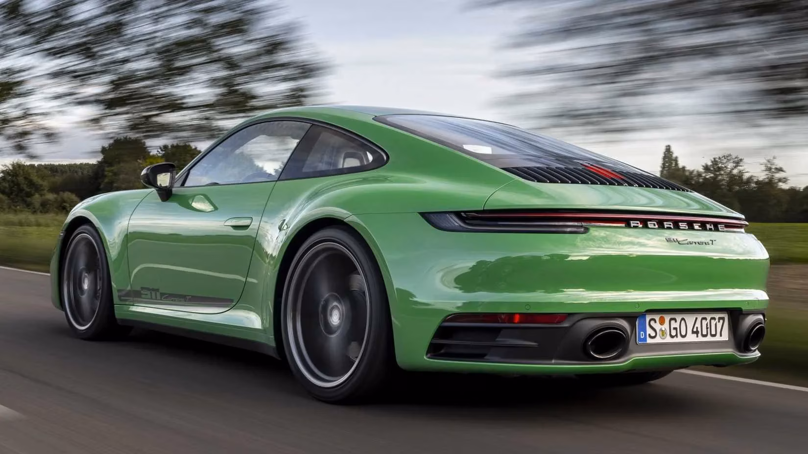 10-highest-horsepower-manual-cars-you-can-still-buy-new-in-2026-image-1