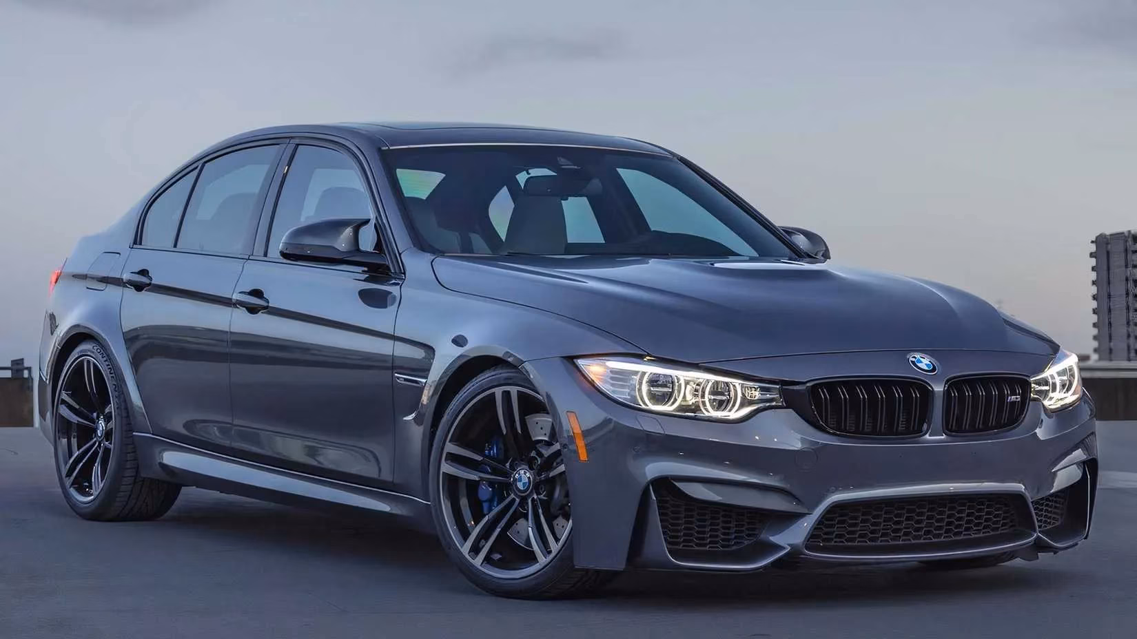 thunder-on-a-budget-my-journey-through-porsche-911-alternatives-image-7