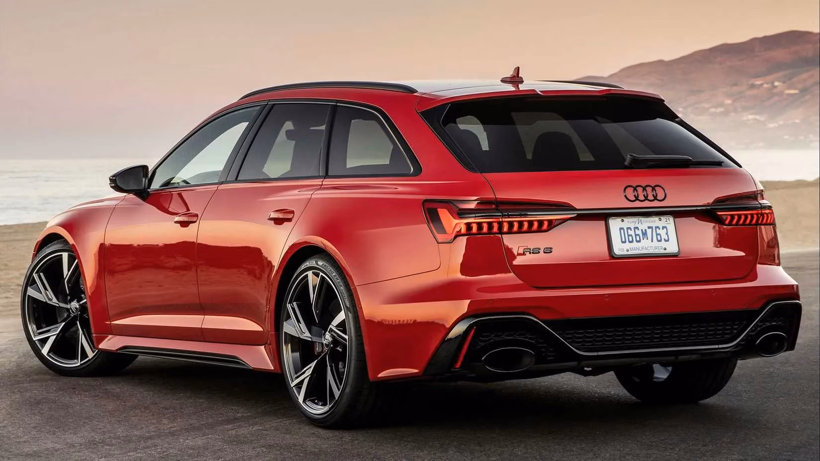 the-ultimate-fusion-2026-s-unstoppable-fleet-of-performance-luxury-marvels-image-3