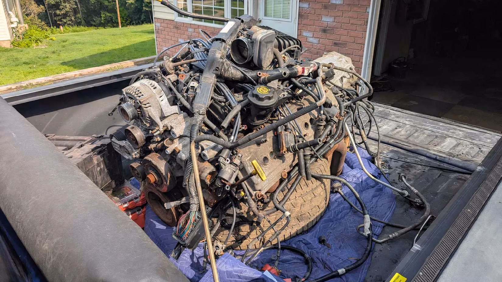 resurrecting-a-2003-ram-the-500-hemi-swap-saga-image-2