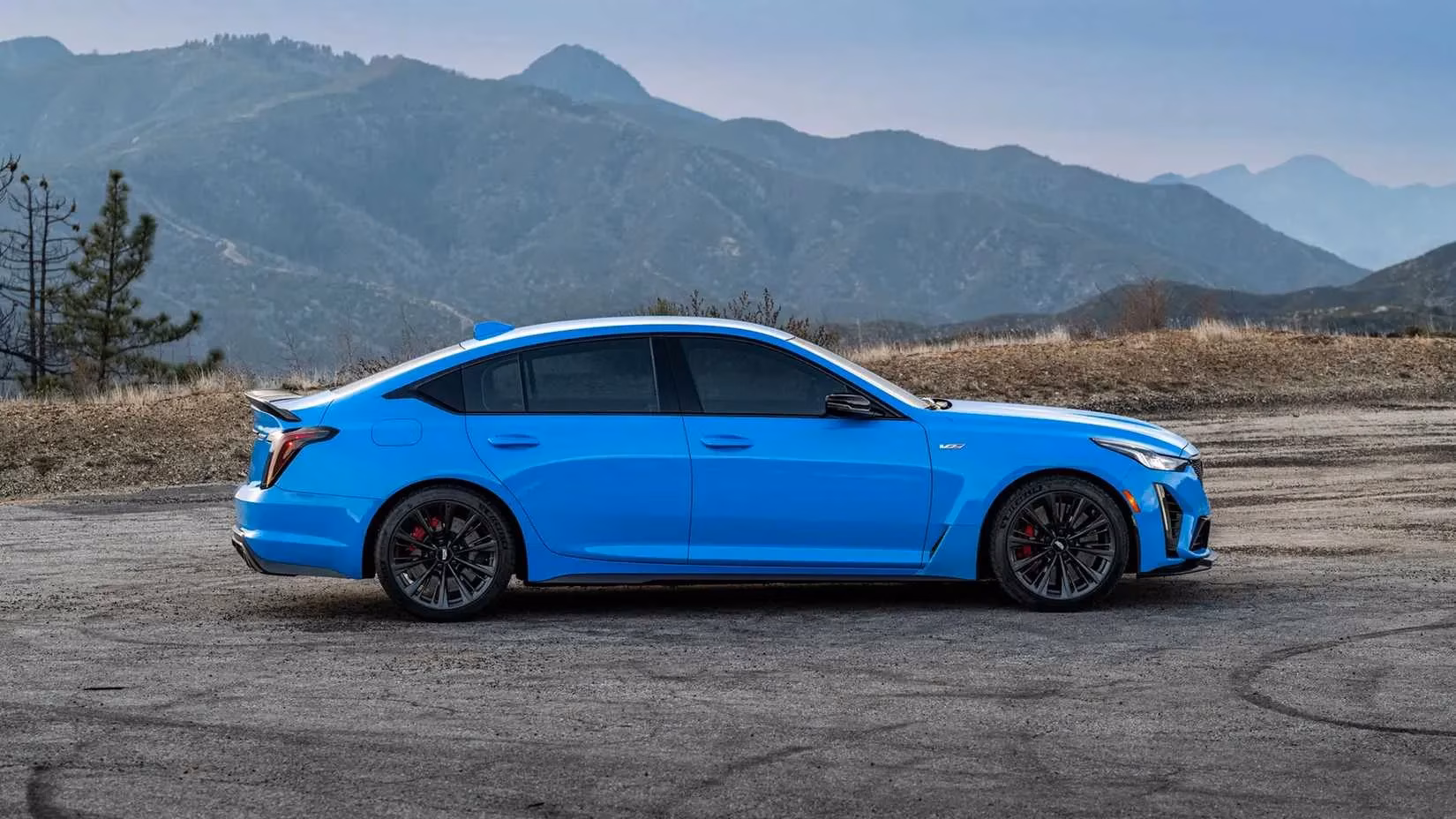 the-final-roar-a-eulogy-for-the-american-rwd-v8-sedan-image-3