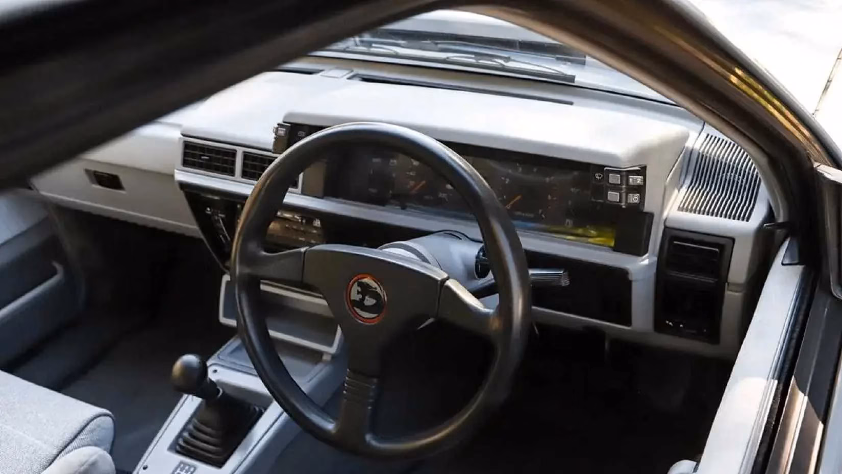 how-an-aussie-plastic-pig-became-the-1980s-fastest-sedan-image-2