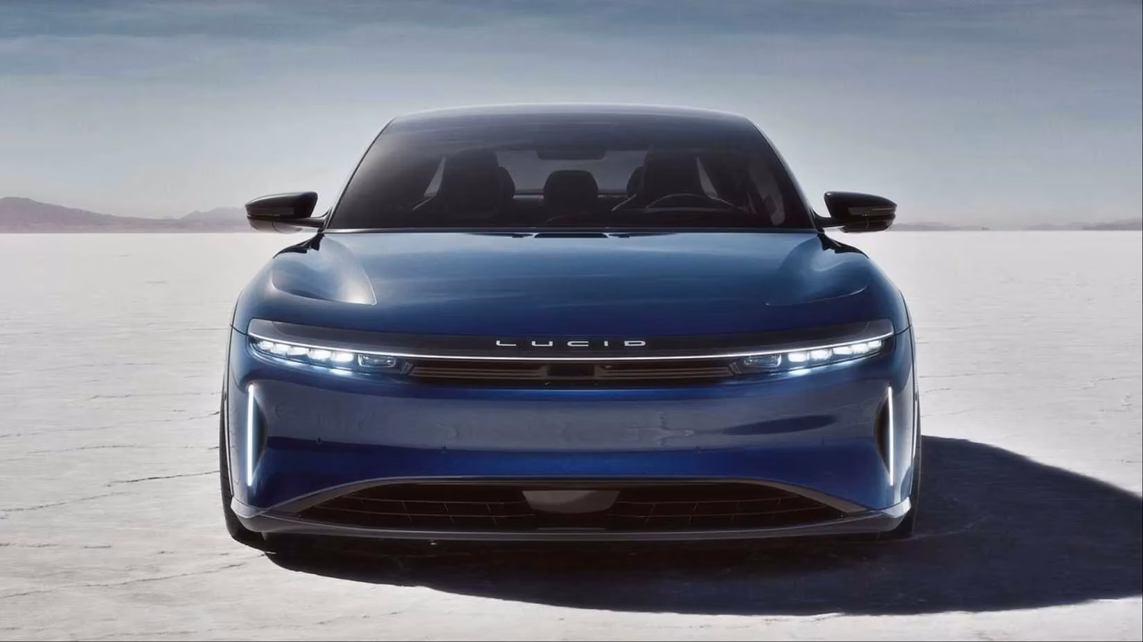 the-uncontested-king-of-speed-lucid-air-sapphire-and-the-new-era-of-hyper-sedans-image-2