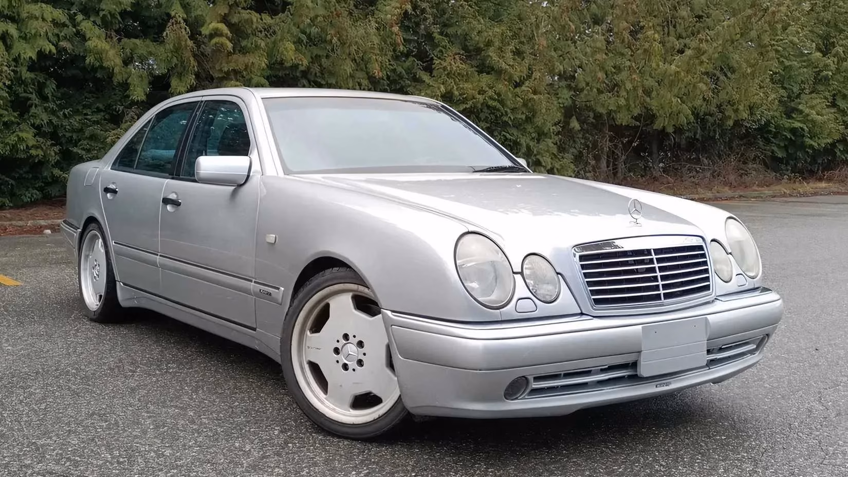 ten-sleeper-sedans-that-hide-supercar-power-under-a-grocery-getter-body-image-2