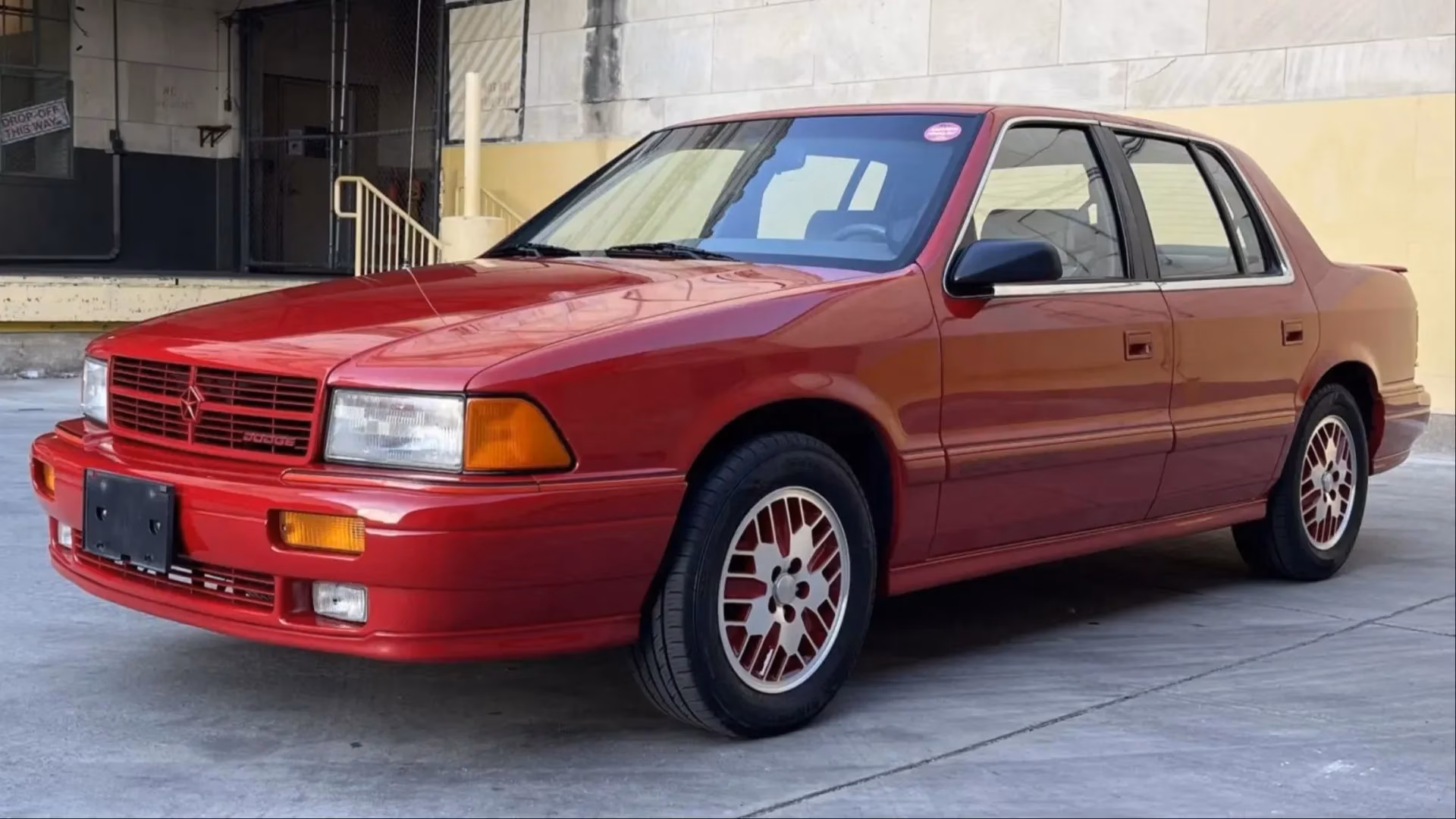 i-uncovered-the-early-90s-dodge-that-outran-pricier-sports-sedans-and-now-its-a-stupidly-cheap-sleeper-image-1