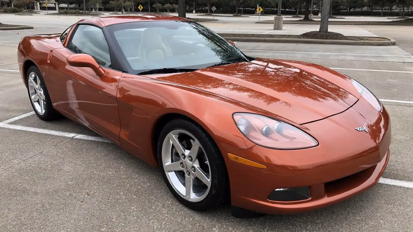 the-last-true-manual-sports-cars-a-gearhead-s-love-letter-to-the-third-pedal-image-2