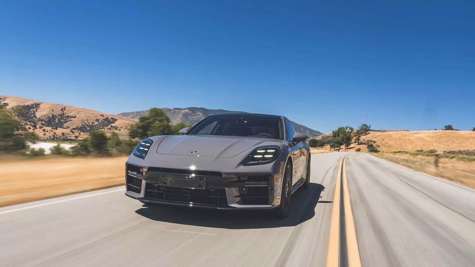 the-ultimate-fusion-2026-s-unstoppable-fleet-of-performance-luxury-marvels-image-14